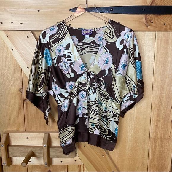 Yumi Kim Tops - yumi kim | brown floral silk kimono style blouse